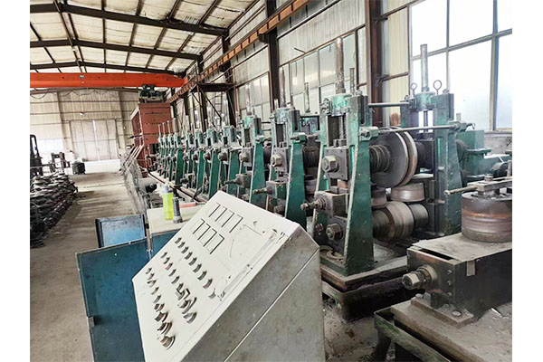 Used Directly Forming To Square Pipe Mill Of 100x100-200x200x8mm