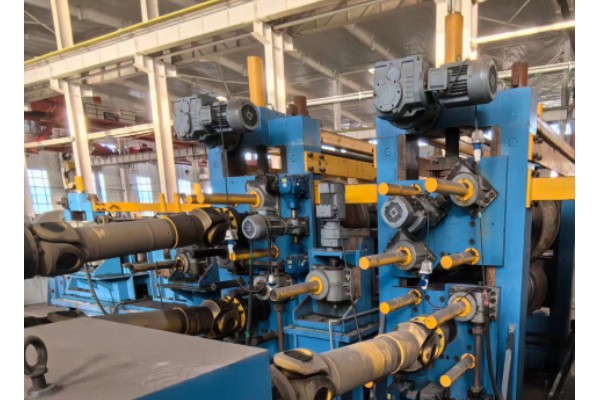 How does the forever used hf welded tube mill machine use high-frequency current to instantly melt metal and cast a perfect welded pipe?